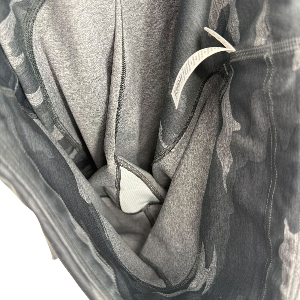 Athleta Camo 7/8 Leggings 1X Gray High Rise Compression Stash Pocket Active NWT - Picture 15 of 16